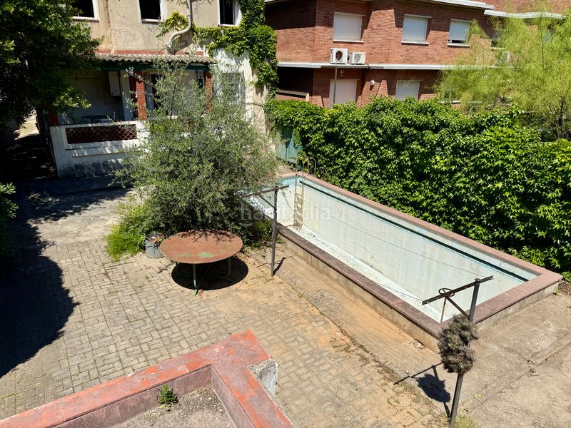 Foto 78aaa4c1-3db5-4577-9c01-48fd2cc26474. Xalet amb calefacció aparcament piscina a La Font d´en Fargues Barcelona