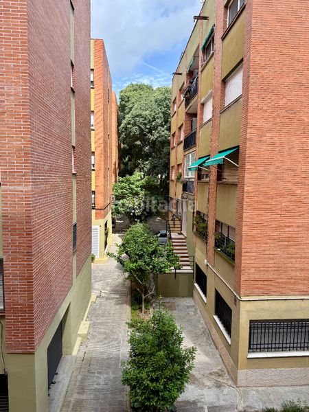 Foto 10cd04d7-afc7-4487-8bcb-6c48284d96f8. Pis amb calefacció a Horta Barcelona