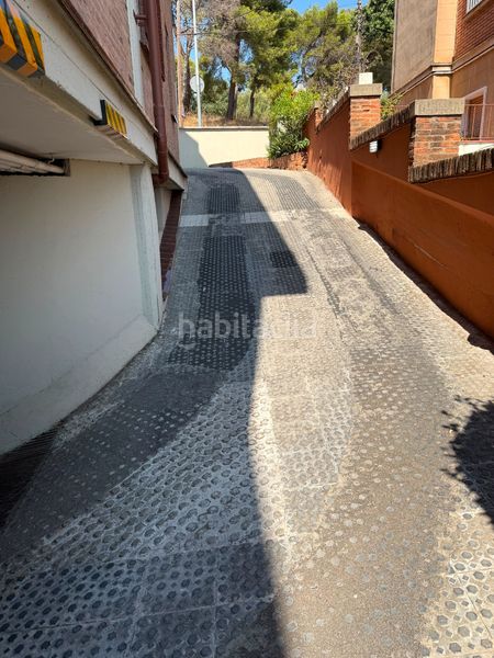 Foto a2e9ee70-eb58-491b-9d7a-f032626268d7. Pis amb calefacció aparcament piscina a La Font d´en Fargues Barcelona