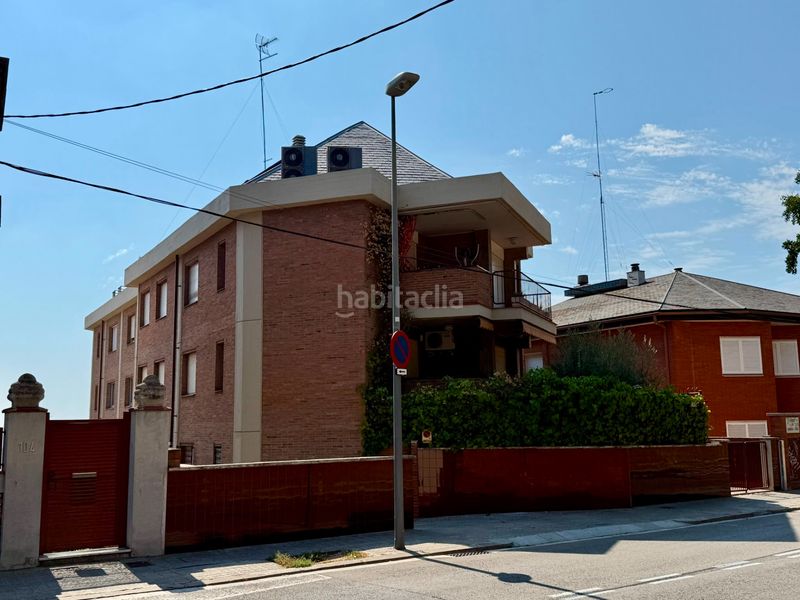 Foto b3bdb0d1-941c-474b-921f-b8d2a791e8d7. Pis amb calefacció aparcament piscina a La Font d´en Fargues Barcelona
