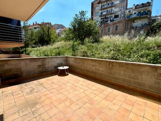 Piso  Carrer de barcelona. Pis amb una gran terrassa!