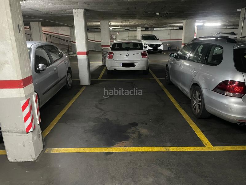 Foto 2631c6fe-5920-4132-af0e-9849ccdc6903. Parking coche en carrer de pinar del rio 51 en Congrés - Indians Barcelona