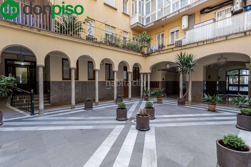 Foto 402971d8-133d-47fc-a727-dd4ef71bd78a. Etagenwohnung mit heizung in Camino de Ronda Granada