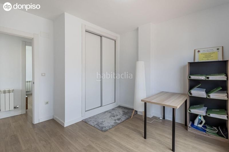 Foto 1bf7b941-1dd9-4946-8e2a-2d54d3bf3220. Àtic a calle calle torrente ballester 3 a Santa Fe