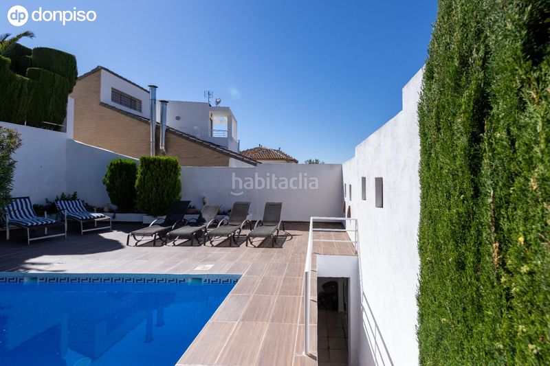 Foto 0fdb894d-ed33-4824-a9c0-14fb37ae1678. Xalet a calle calle cosmos 46 a Barrio de la Vega Monachil