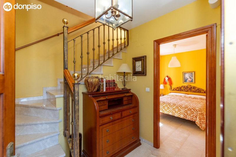 Foto fbbb5f8b-73f7-4056-b4ac-be27f0cd1e28. Xalet a calle calle cosmos 46 a Barrio de la Vega Monachil