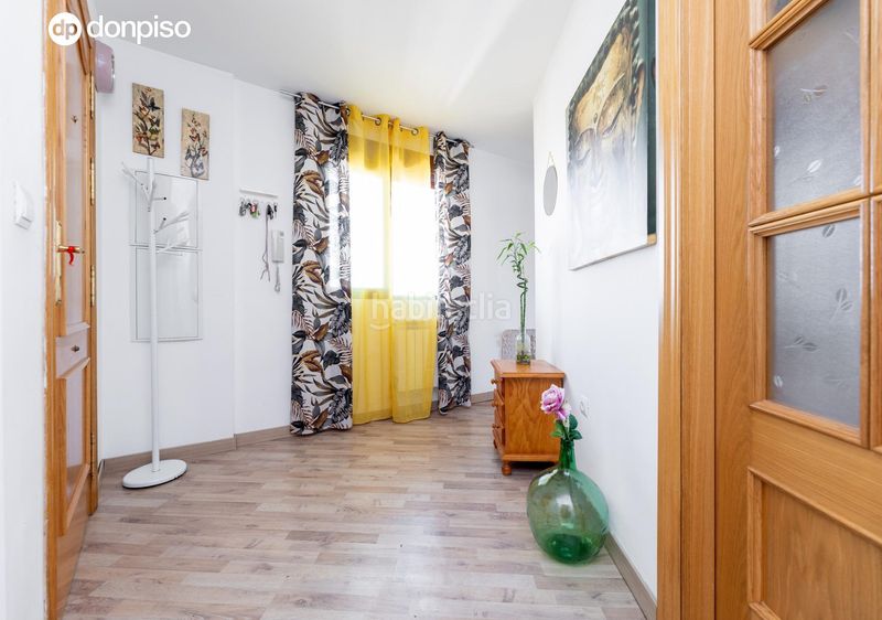Foto 492a73f3-7b54-4031-97be-7151125256ef. Àtic amb aparcament a Barrio de la Vega Monachil