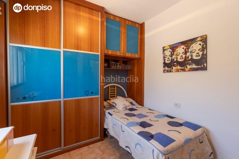 Foto eb8ea6e5-df84-4e83-87f9-42eba281d77f. Casa adossada amb calefacció aparcament a Avda. De los Ogíjares Armilla