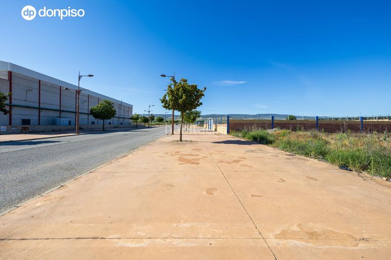 Foto 83aa49d1-e461-4bdc-9e62-98afe02d49e8. Area edificabile industriale in calle calle juncarillo in Escúzar