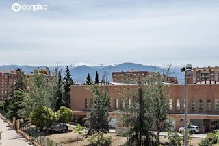 Pis a Calle calle profesor manuel garzón pareja. Gran piso con garaje opcional en mirasierra