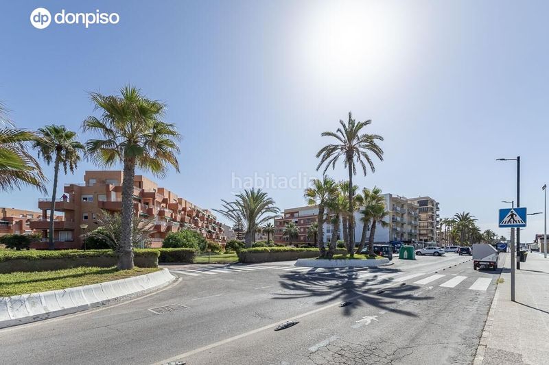 Foto 4e0e5b65-d5b6-458d-ada0-b9f241167ac3. Dúplex amb piscina a Salobreña costa Salobreña