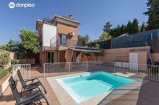 Casa  Calle lima. Exclusivo chalet individual en huétor vega