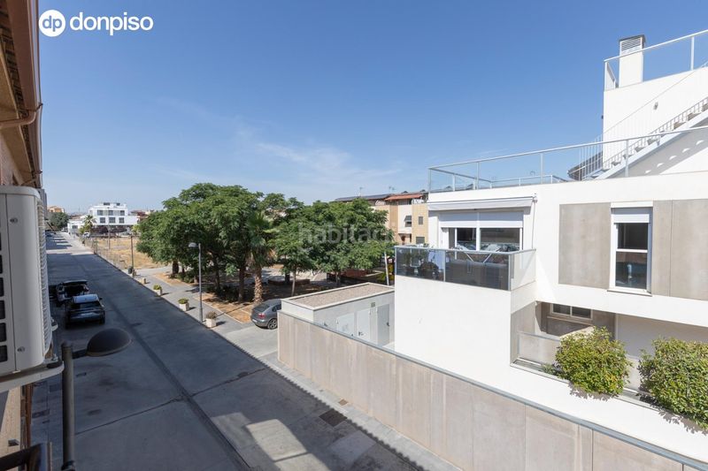Foto addcd3e9-a7cd-47b4-b281-8bedd14611c9. Casa adossada amb calefacció aparcament a Poniente Armilla
