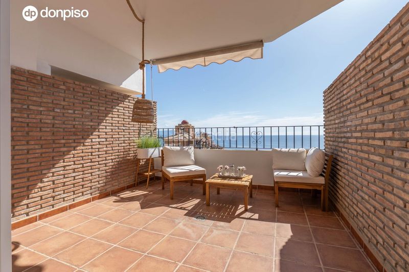 Foto ff41df3f-0200-4f99-baf7-34235204bd3a. Apartament amb piscina a Punta La Mona Almuñécar
