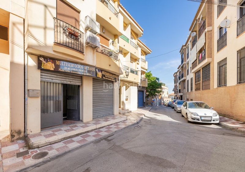 Foto 09f5659d-ddef-4f53-88d3-5e8a2060fc93. Local comercial  con 100m2 en la zubia en Zubia (La)