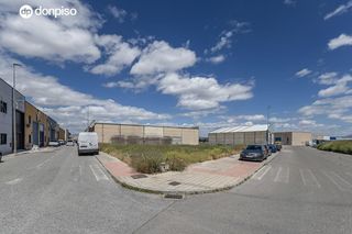 Area edificabile industriale in Paseo de las andás 7. Fabulosa parcela en esquina en las gabias.
