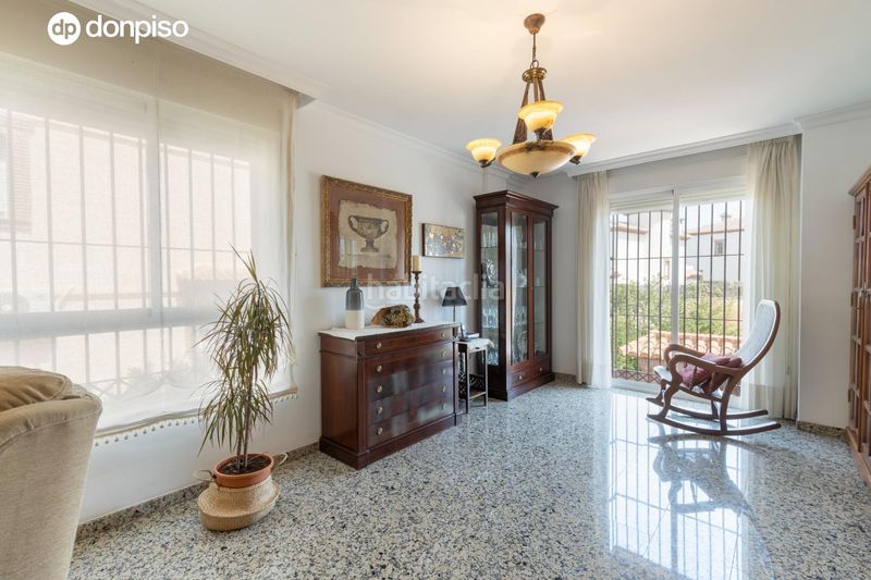 Foto 31d09708-fb28-41b6-b39a-a32d6e6857df. Chalet exclusiva vivienda premium en la zubia en La Zubia Ciudad Zubia (La)