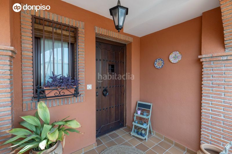 Foto 61c2bafe-b904-459b-a950-8d547ea1f509. Chalet exclusiva vivienda premium en la zubia en La Zubia Ciudad Zubia (La)