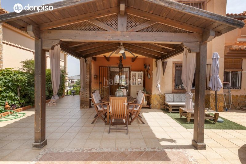 Foto dba600b2-3e6a-4a81-9d0e-ab5f9c32d49b. Chalet exclusiva vivienda premium en la zubia en La Zubia Ciudad Zubia (La)