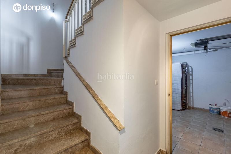 Foto d3f66645-da59-4e5c-b67a-6978c15fc1dc. Casa aparellada amb calefacció aparcament a Jun