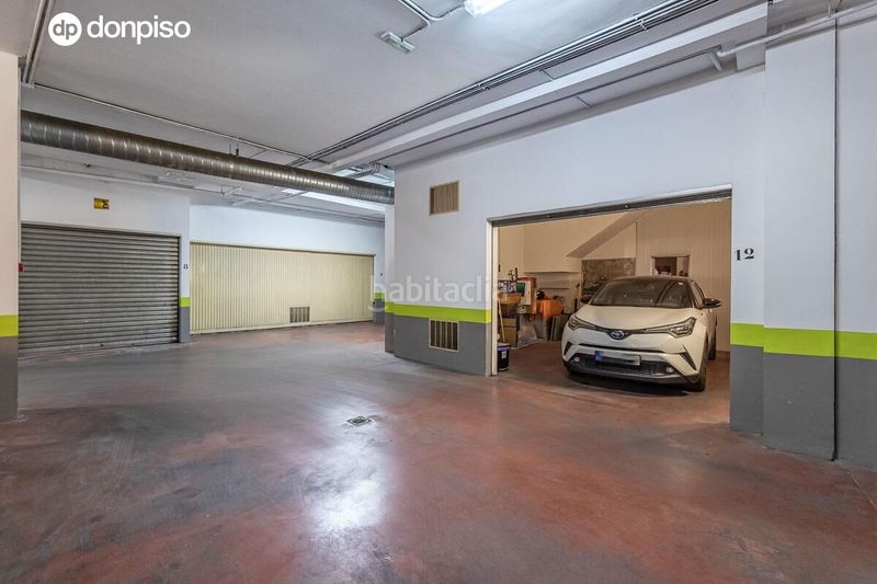 Foto ac939976-abfe-4518-be9e-7e68f254b75a. Casa adossada amb aparcament a Bola de Oro Granada