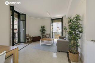 Apartament  Calle gran vía de colón #46 4º. Precioso apartamento reformado en gran vía, pleno centro de gran