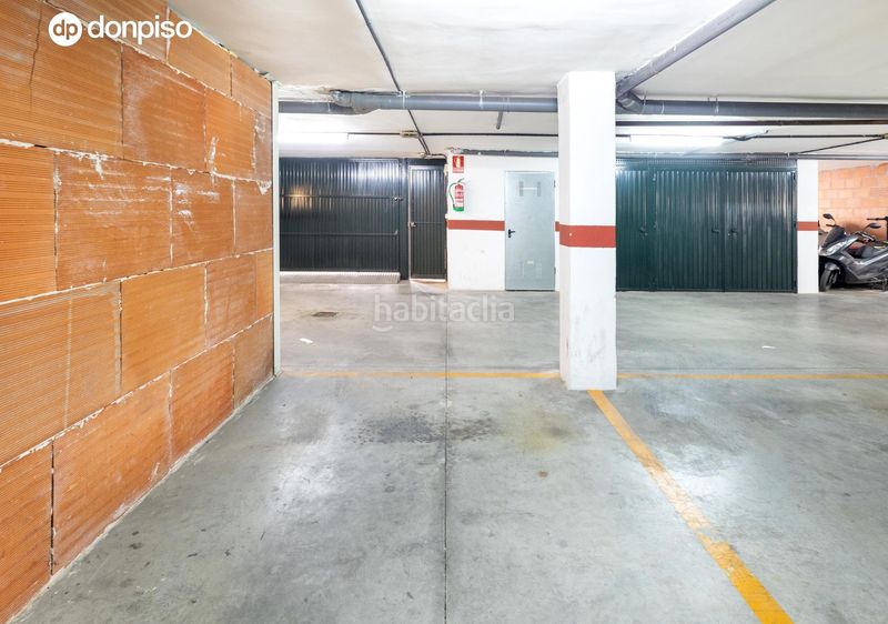 Foto 92aebbf4-6969-4591-a871-a542f130b5e7. Planta baixa amb aparcament a Poniente Armilla