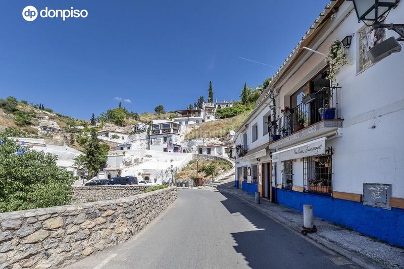 Foto 1bcb1119-3098-45d0-bbe3-d508ee5aeb5e. Casa amb aparcament a Barrio de Albaicín Granada