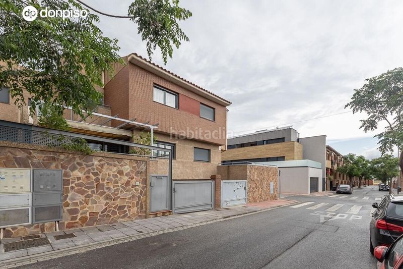 Foto 7292b135-93fe-4469-ad20-cbb469b9c65c. Casa adossada amb calefacció aparcament a Poniente Armilla