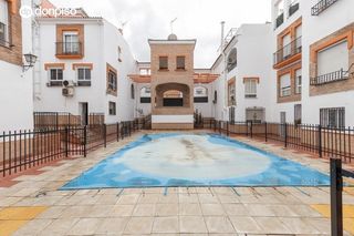 Casa a schiera in Calle calle juan vázquez 5. En venta casa adosada junto estación de autobuses