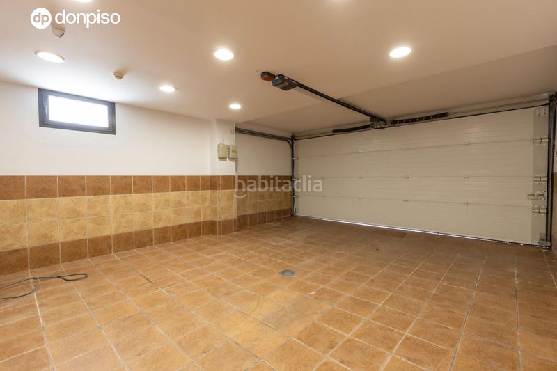Foto 192a24c6-6156-420c-bafe-588f8e4e7ef5. Xalet amb calefacció aparcament piscina a Ogíjares