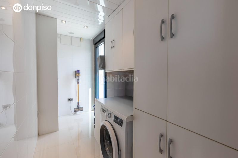 Foto 50b843dc-8c3e-4a37-9e93-f2d0adb33713. Xalet amb calefacció aparcament piscina a Ogíjares