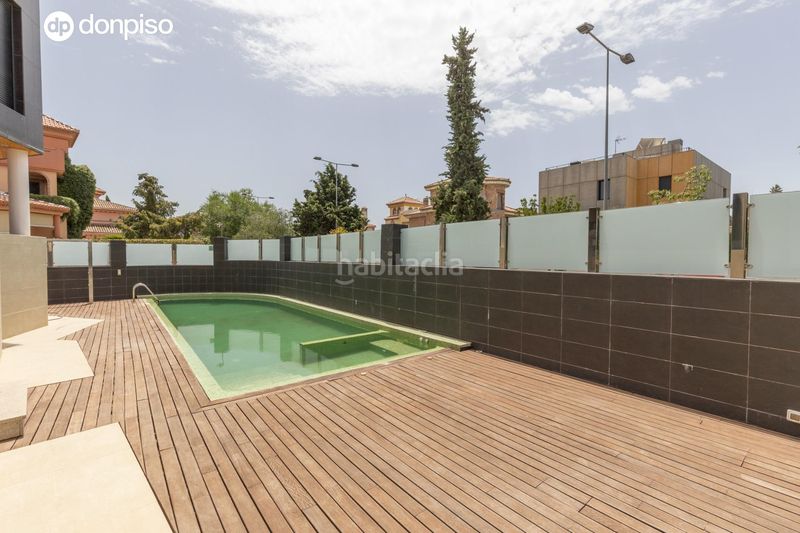 Foto ccbfe4e4-9438-490b-b758-38f54e8d0630. Xalet amb calefacció aparcament piscina a Ogíjares