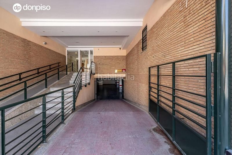 Foto 775b37e3-9a00-456d-b5ce-7fee45042785. Aparcament cotxe a calle calle monte albán 3 a Santa Fe