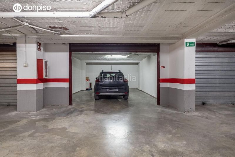 Foto a155730a-fa72-4d98-aac5-69cf4c803430. Aparcament cotxe a calle calle monte albán 3 a Santa Fe