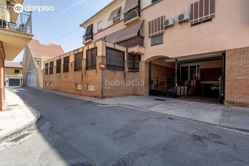 Foto aab99564-0fbc-47e9-bcf6-02cdb22ce4bb. Aparcament cotxe a calle calle monte albán 3 a Santa Fe