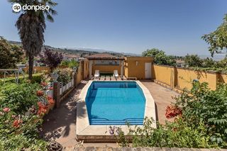 Masia  Calle escalerillas. Casa independiente en alfacar con piscina, jardín, huerto y vist