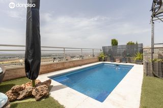 Casa a schiera  Camino de las conejeras. Chalet adosado de lujo en el serrallo vistas infinitas, piscina