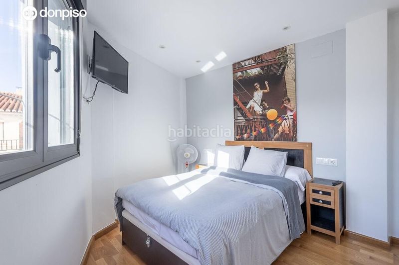 Foto d16a5f03-b541-476d-8998-fbcf8333c120. Edifici a Dílar