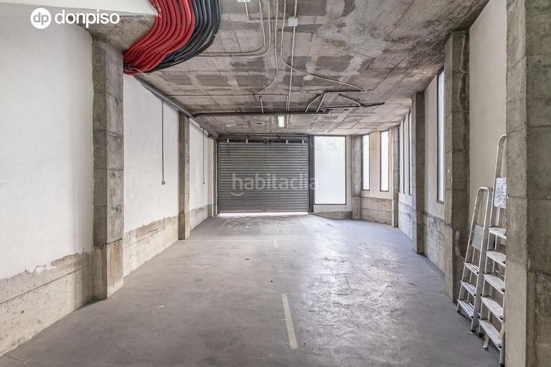 Foto db6e986d-6b7c-47e0-83ea-cf6d7382dbca. Edifici a Dílar