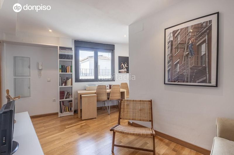 Foto e1458b7c-8293-481d-9579-10bc62b975dd. Edifici a Dílar