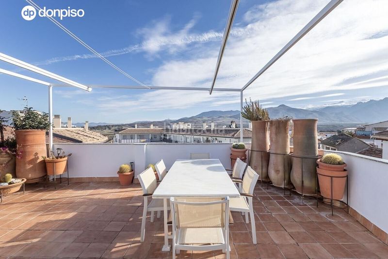 Foto fe96b99e-f6b0-4f1b-914c-c541403a9e37. Edifici a Dílar