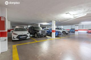 Aparcament cotxe a Camino de ronda 187. Ideal inversores!!! 35 plazas de aparcamiento y 5 trasteros, tod