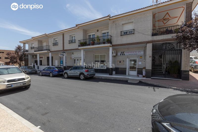 Foto c6bd3fc7-02ad-4936-9f20-ec299f904565. Casa amb calefacció aparcament a Láchar