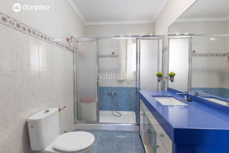 Foto c76367a8-49a8-40cb-80a6-9be6725c6c2d. Casa amb calefacció aparcament a Láchar