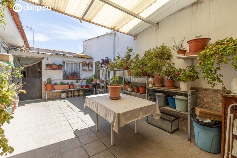 Foto f2bb356b-73ae-4e2f-8552-8a4f0e0ad96a. Casa amb calefacció aparcament a Láchar