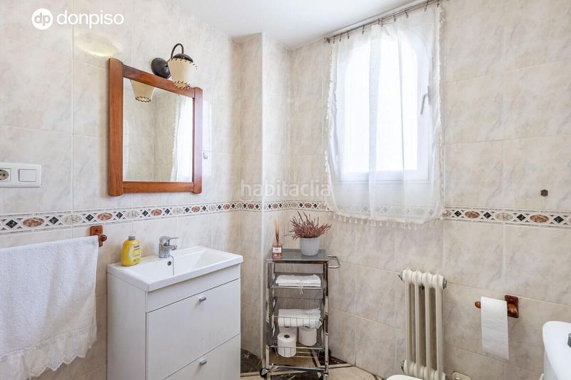 Foto 0f199503-39ee-48fd-8649-d1fe0c59d986. Casa amb calefacció aparcament a Gójar