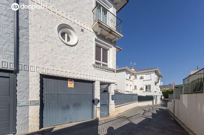 Foto a126a6ba-788b-4125-8c9d-e9aa990655a2. Casa amb calefacció aparcament a Gójar