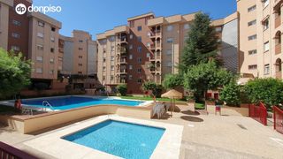 Affitto Appartamento in Calle pdta francisco javier cob 18. Piso en alquiler para estudiantes 3 habitaciones y 2 baños con t