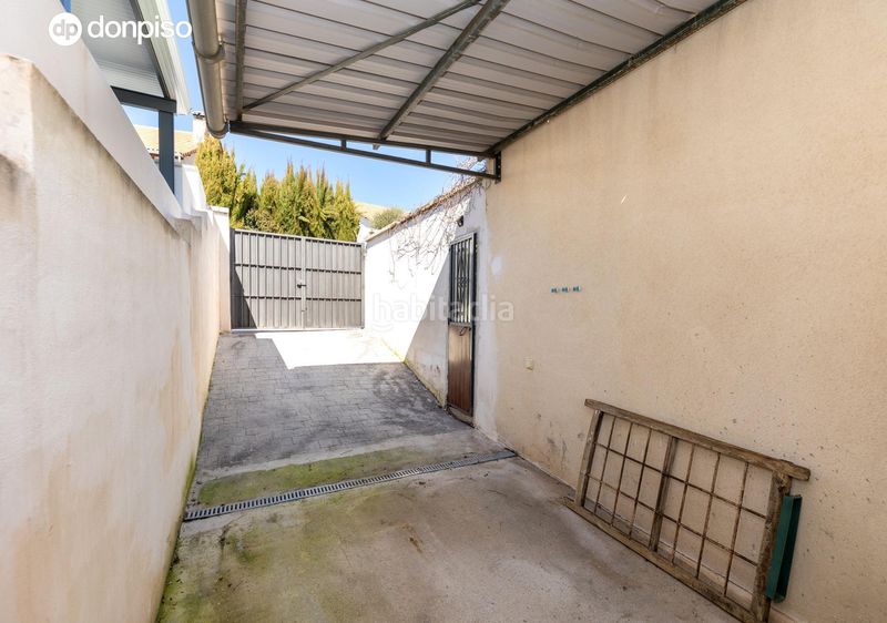 Foto c05ae662-977b-4fd1-8fc7-9445b04156fc. Casa amb aparcament a Nívar